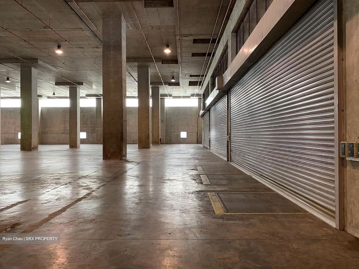 Benoi Sector (D22), Warehouse #608715391